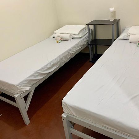 Mybed Dormitory Cebu Esterno foto