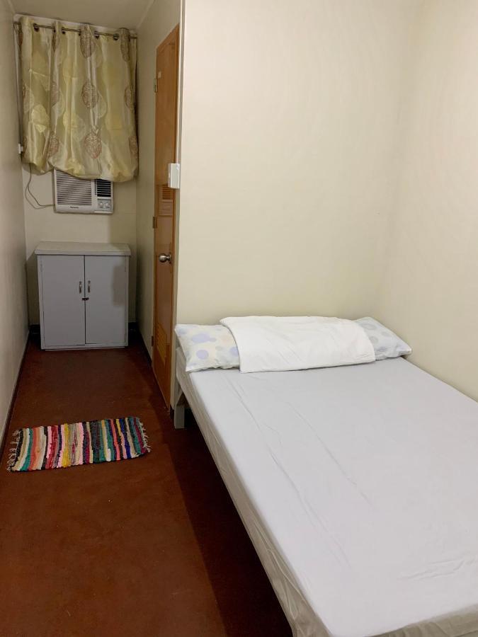 Mybed Dormitory Cebu Esterno foto