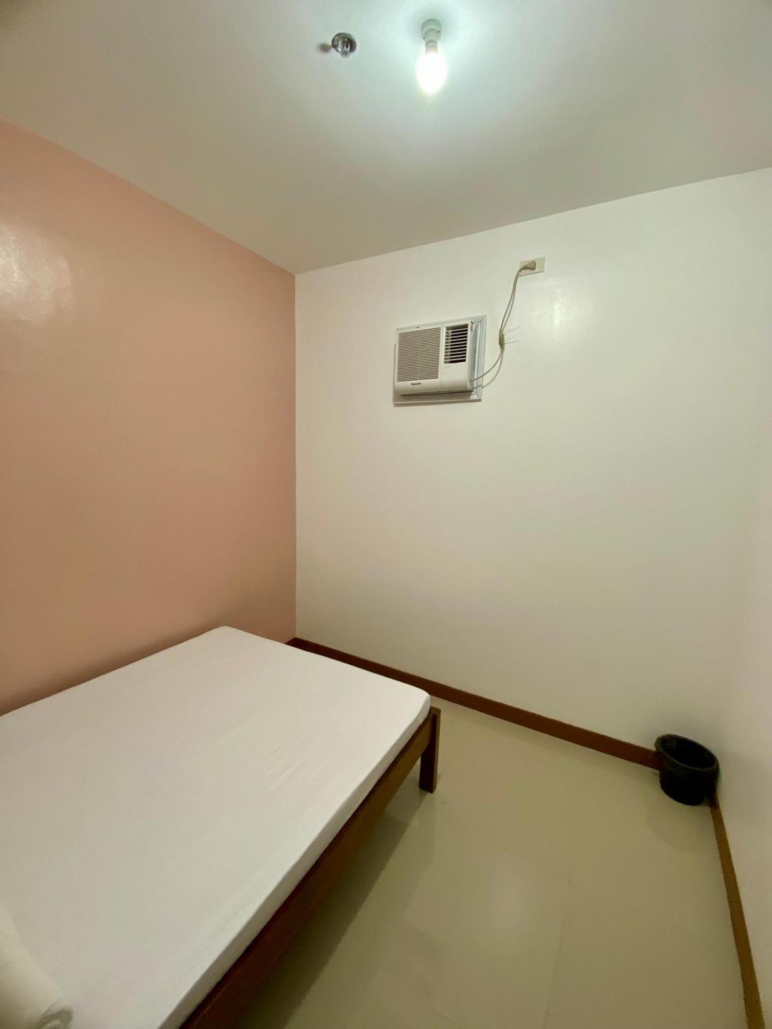 Mybed Dormitory Cebu Esterno foto