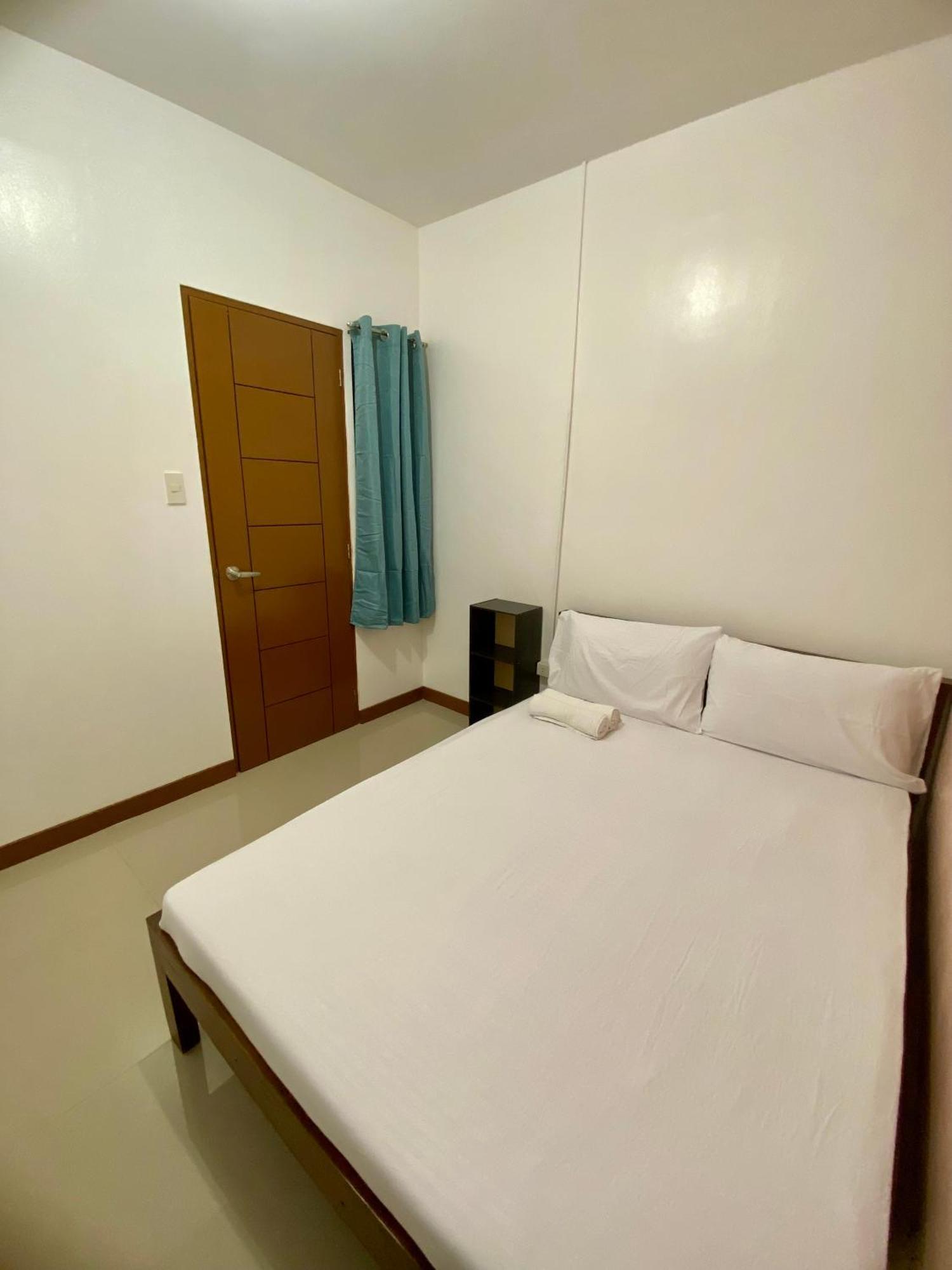 Mybed Dormitory Cebu Esterno foto
